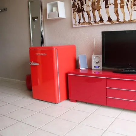 17, Heliopolis L Au Village Naturiste Agde